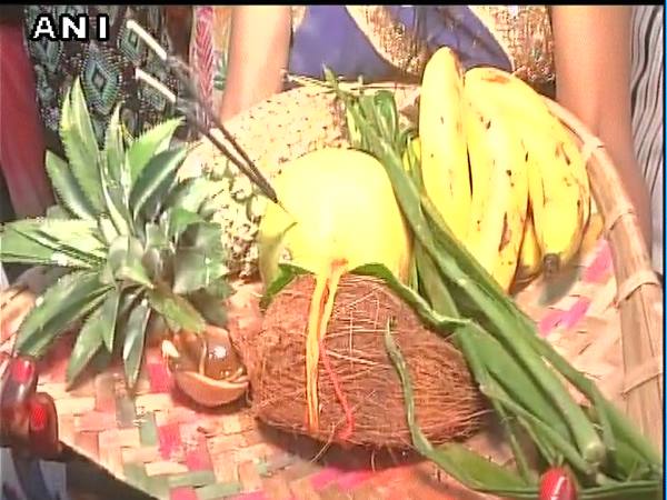 उगते हुए सूर्य को अर्घ्य देकर समाप्त हुआ छठ का महापर्व