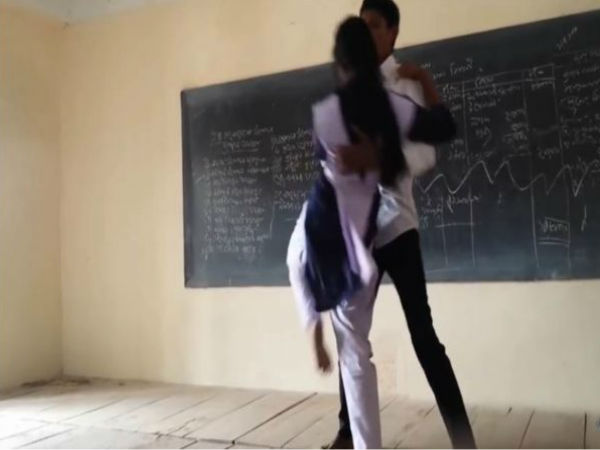 Watch: Two students convert their classroom into a dance floor and their moves are kickass! Watch: Two students convert their classroom into a dance floor and their moves are kickass!