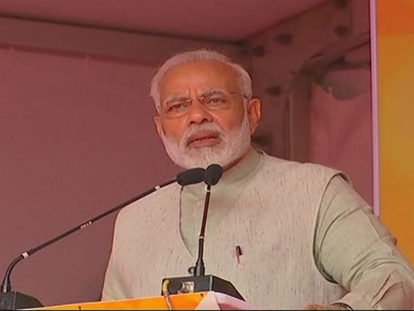 चिदंबरम पर मोदी का वार- कल तक सत्ता में बैठे लोग आज कश्मीर पर दे रहे बेशर्म बयान चिदंबरम पर मोदी का वार- कल तक सत्ता में बैठे लोग आज कश्मीर पर दे रहे बेशर्म बयान