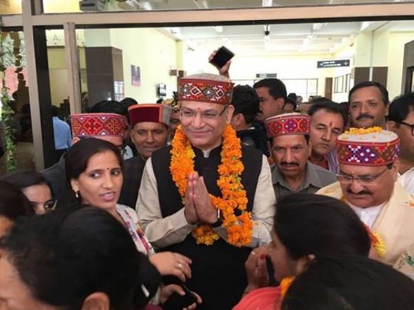 Now visit Kullu Manali by air, service started