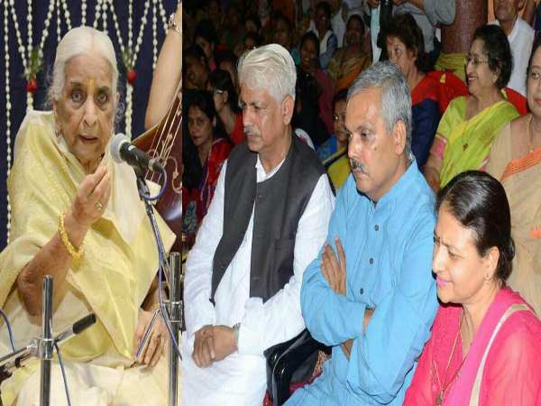 Funeral of Girija Devi with the state honor in Varanasi Funeral of Girija Devi with the state honor in Varanasi