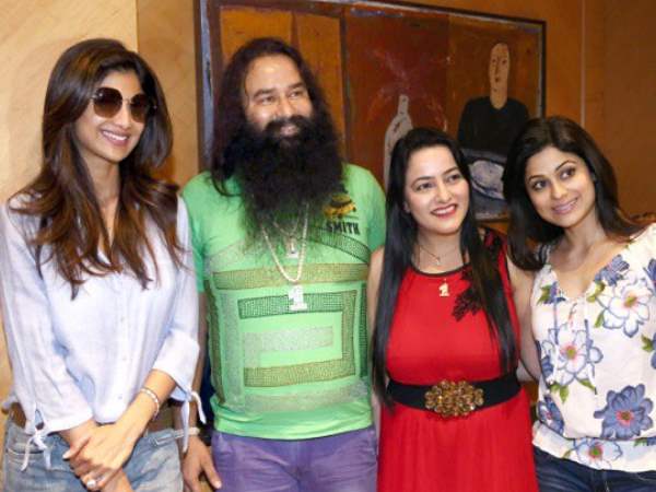 Honeypreet insan close photos with her father Ram Rahim baba Honeypreet insan close photos with her father Ram Rahim baba