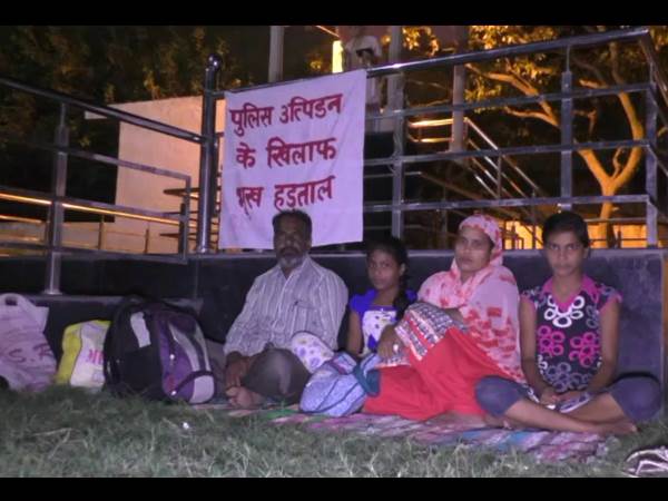 Hapur: Family sit on hunger strike, warns to suicide for Justice