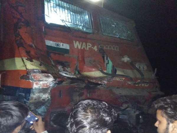  Rajyarani Express, 1 killed in UP tanker in Bareilly