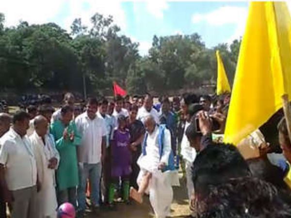 Bihar JDU Minister Shravan Kumar fall during a football kick