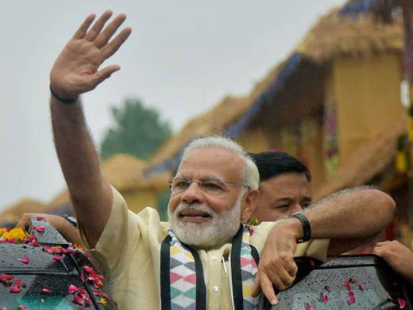 #Vadnagar LIVE: अपने गांव वडनगर में PM मोदी का मेगा शो #Vadnagar LIVE: अपने गांव वडनगर में PM मोदी का मेगा शो