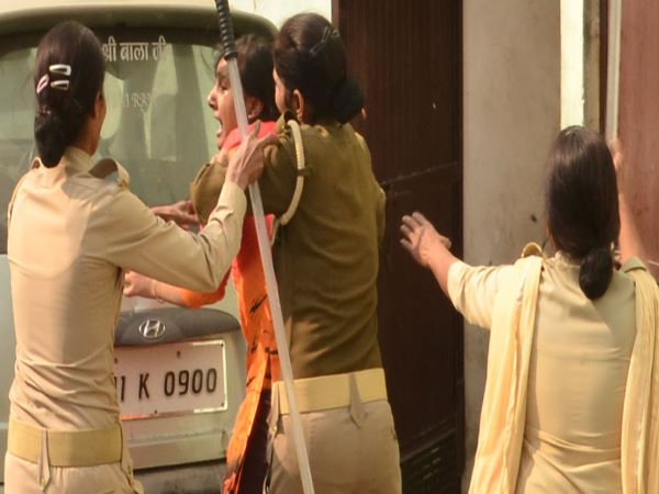 Violence with UP Police in Saharanpur