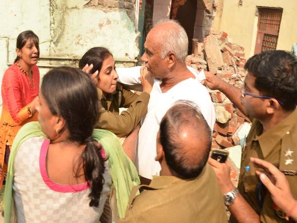 Violence with UP Police in Saharanpur