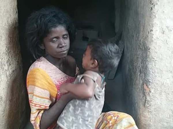 A mother fed her hungry child ash in Jharkhand