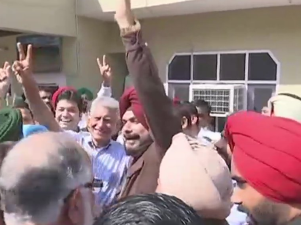 Gurdaspur Live: उपचुनाव में कांग्रेस भारी जीत की ओर