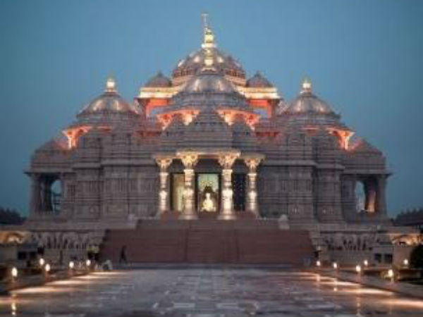 कौन थे स्वामीनारायण