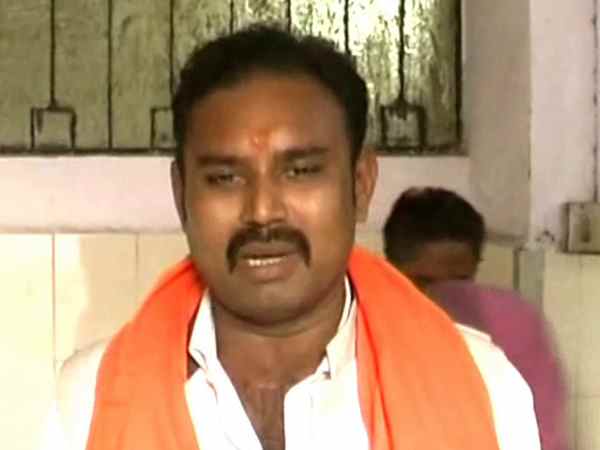 'सीएम योगी को खुश करने के लिए हुई यह व्यवस्था'