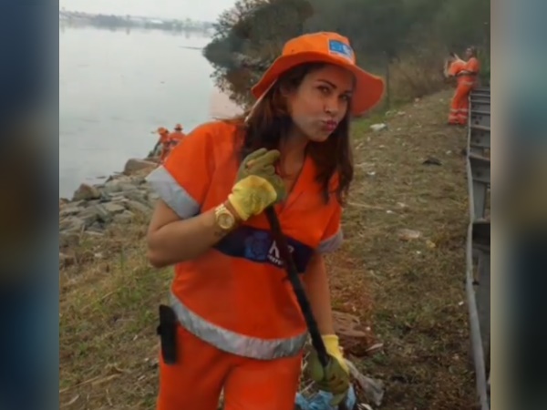 इंटरनेट पर किसी ने डाल दी फोटो