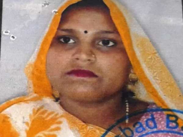 भैंस के दूध ने देने पर हुआ विवाद