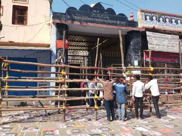 चुनाव स्थगित होने से केबी और बिनानी कालेज में छात्रों में आक्रोश