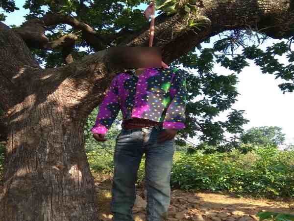शुक्रवार को पत्नी को लेकर उसके बुआ के घर गया था पति 
