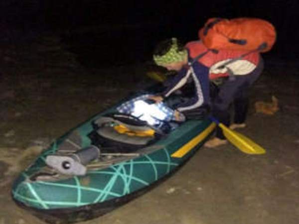 सेल्फी खिंचवाने के बाद लूटपाट