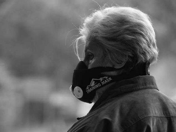 प्रदूषण से बचने के लिए खरीदें बेहतर मास्क