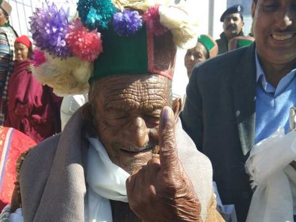 1952 में डाला था पहला वोट