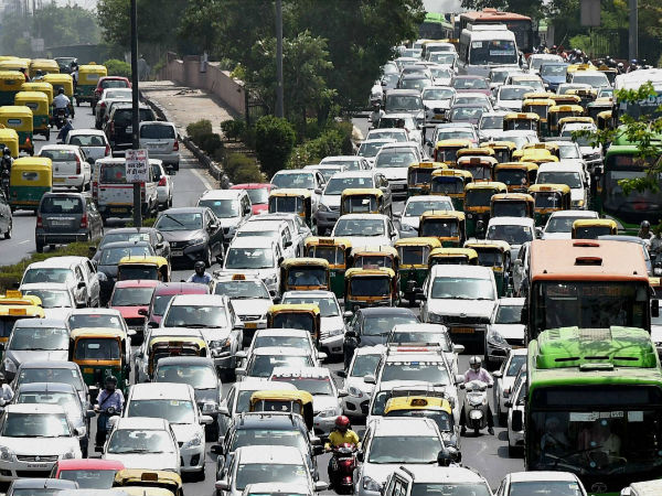 गाड़ी चलाने का फैसला आपकी गाड़ी के नंबर से तय