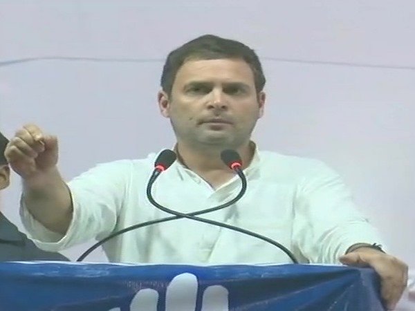 पार्टी में राहुल के फैसलों का असर