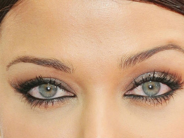 कमल नयन सरीखे