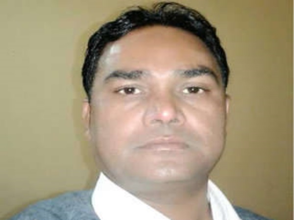 सऊदी से देने आया तलाक