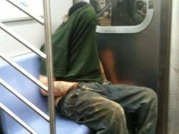 बत्तियां बुझा दो कोई! बत्तियां बुझा दो कोई!