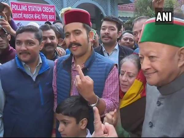 Himachal Pradesh Assembly election 2017 Live: सुखराम ने कहा- कांग्रेस ने मेरा अपमान किया Himachal Pradesh Assembly election 2017 Live: सुखराम ने कहा- कांग्रेस ने मेरा अपमान किया