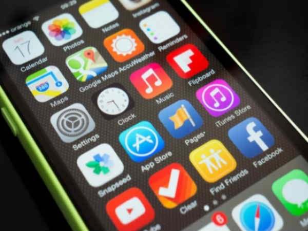 भारतीय सैनिकों को UC Browser, UC News और Truecaller जैसे ऐप हटाने के आदेश, देश को इनसे खतरा होने की संभावना भारतीय सैनिकों को UC Browser, UC News और Truecaller जैसे ऐप हटाने के आदेश, देश को इनसे खतरा होने की संभावना