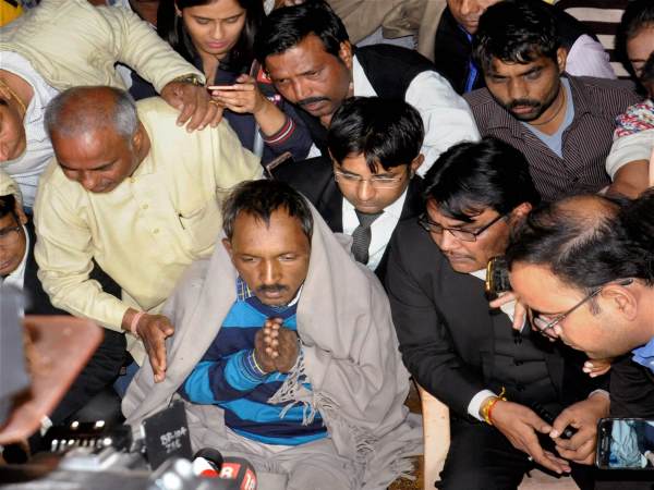 अशोक ने भाभी को भी बताई थी असली कहानी