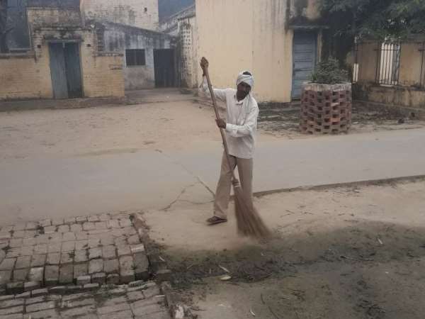 20 रुपए से शुरू की थी नौकरी