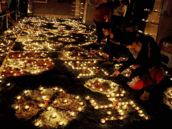 वशीकरण में श्वेत, विद्वेषण में पीत वशीकरण में श्वेत, विद्वेषण में पीत