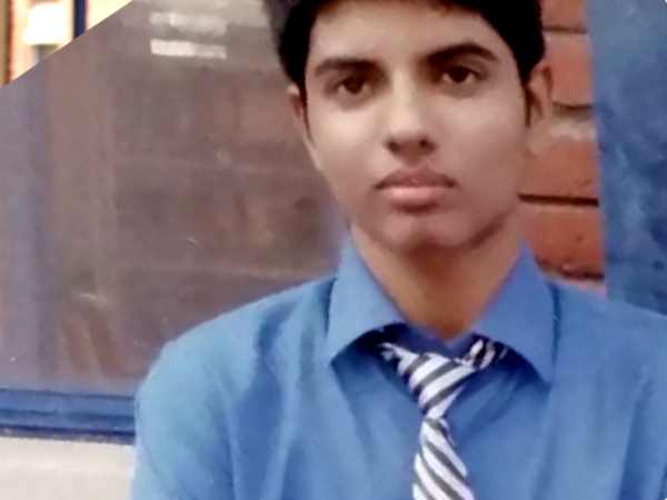 निश्चल के पिता हैं गरीब किसान