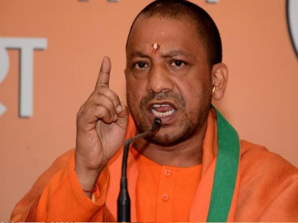 मुख्यमंत्री कार्यालय में तैनात है पिता