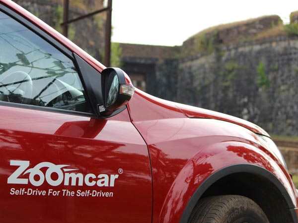 जूमकार ने भी मांगा आधार