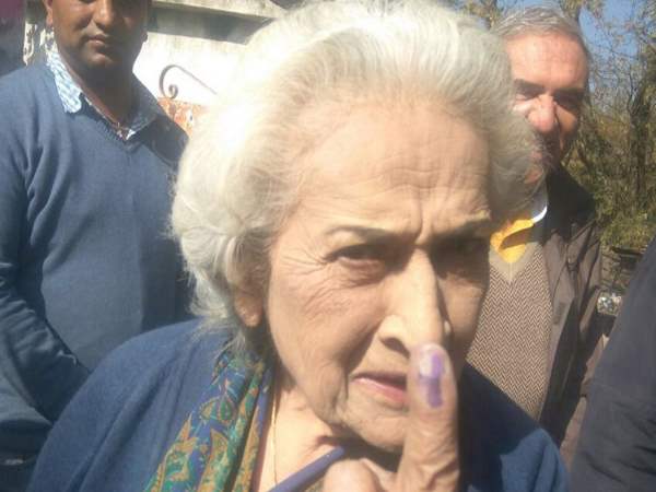 Himachal Election Live: 2 बजे तक 54.0 9% मतदान Himachal Election Live: 2 बजे तक 54.0 9% मतदान