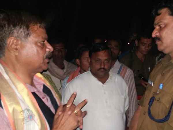 Four died after falling from bridge in Mathura, Uttar Pradesh.