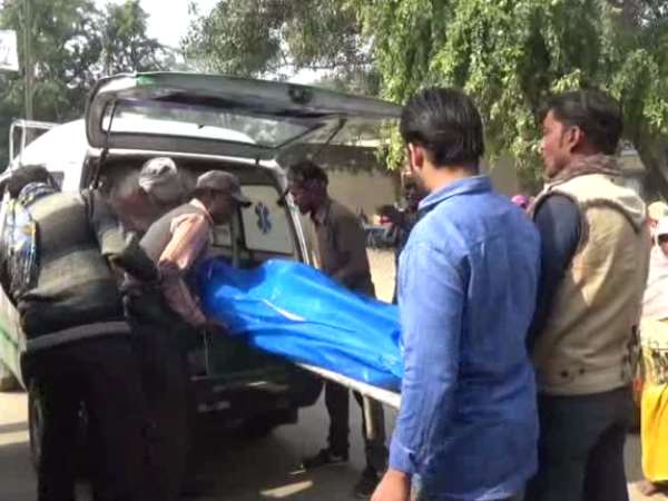 Two children with parents killed in accident in Aligarh