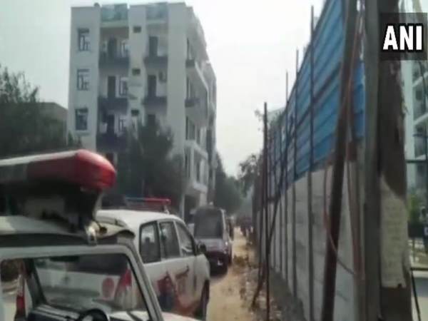 दिनदहाड़े शूट आउट से दहली दिल्ली, 30 राउंड हुई फायरिंग
