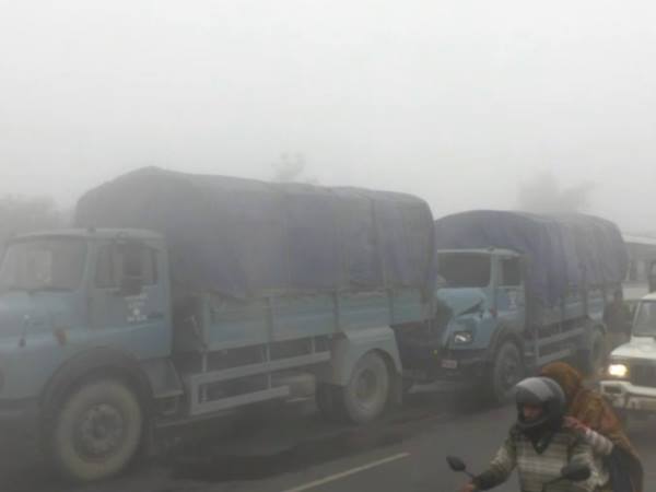 Vehicles collided on highway in dense fog, many injured in Hapur
