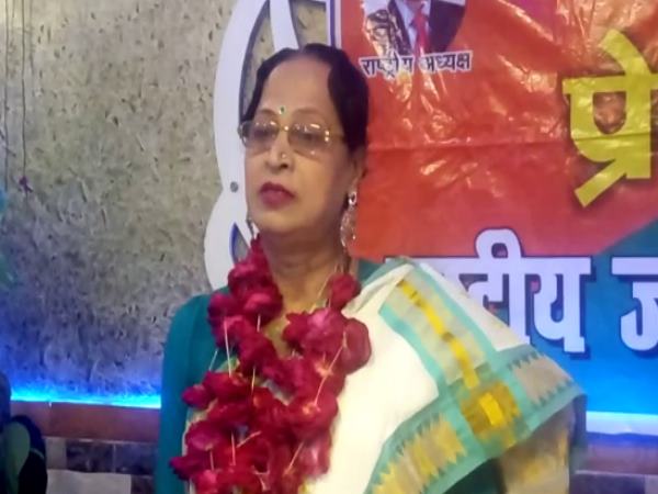 raebareli Poonam kinnar nagar palika election candidate