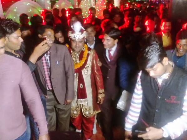 See Actor Rajpal Yadav's son-in-law, daughters wedding photos from Shahjahanpur