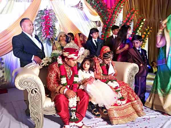 See Actor Rajpal Yadav's son-in-law, daughters wedding photos from Shahjahanpur