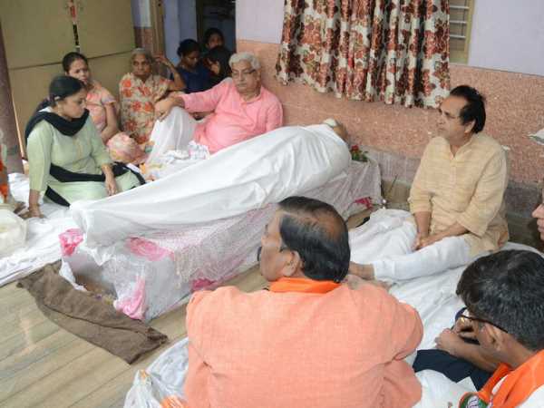 padmshree Novelist manu sharma passes away in varansi