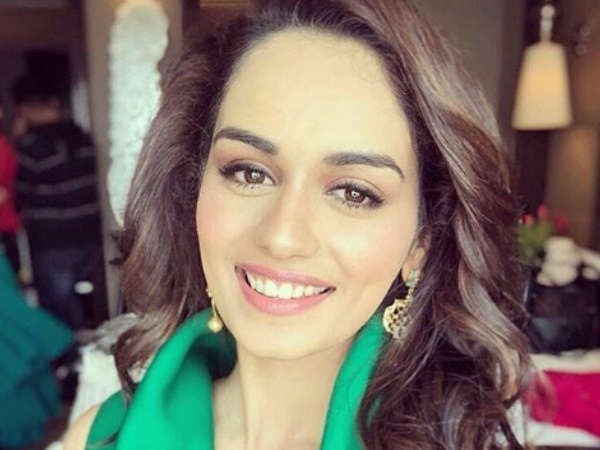 विकिपीडिया पेज पर भी है सगाई की खबर