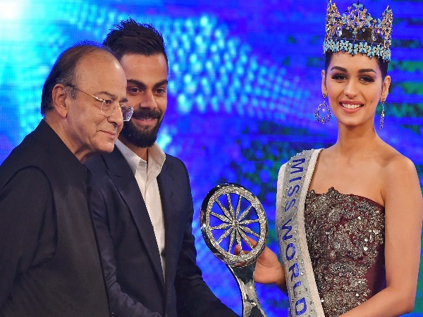 विराट कोहली और अरुण जेटली ने किया सम्मानित विराट कोहली और अरुण जेटली ने किया सम्मानित