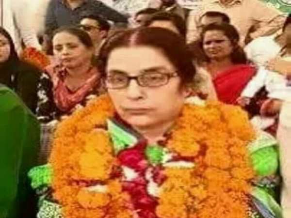 कांग्रेस नेता की 'भाभी' भी नहीं आई काम