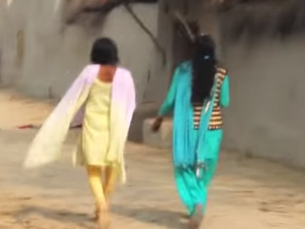 ''गांव में शादी नहीं होती थी''