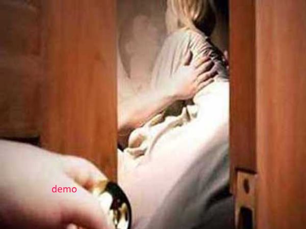 फरार है मुख्य आरोपी